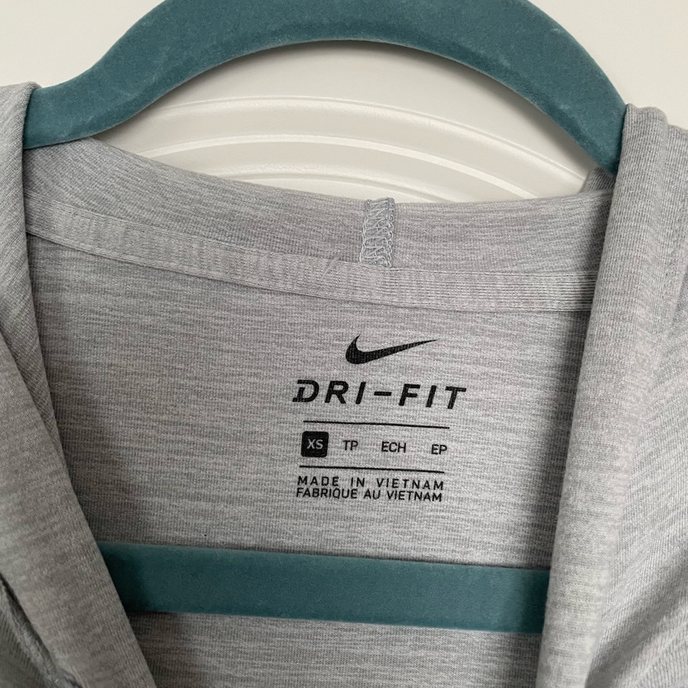 Nike Light Sweatshirt - Picture 3 of 5